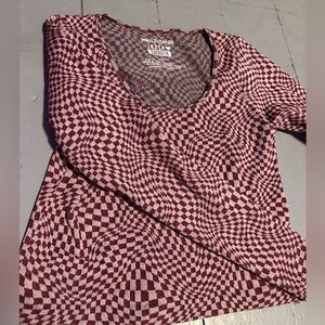 Cropped patterned top juniors